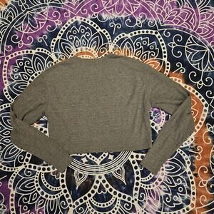 Time and Tru Women's Grey Cropped Shirt